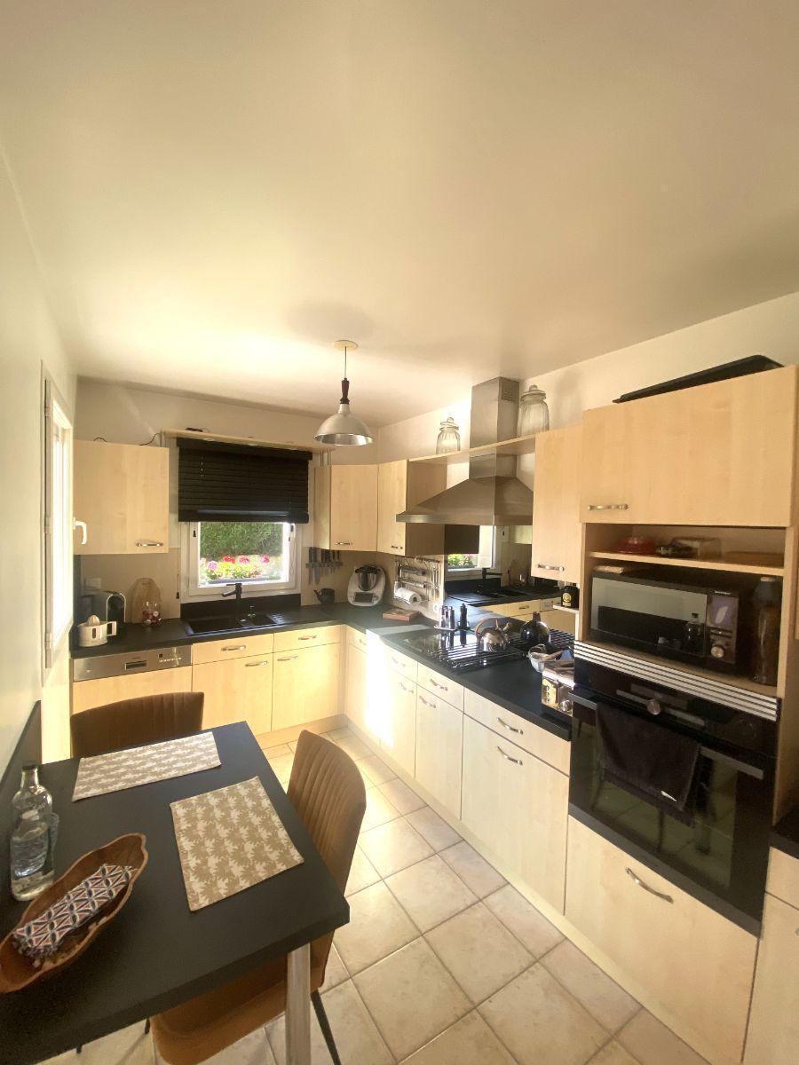 w1761204471143904_1761204471833